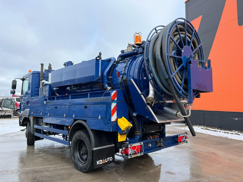 Leasing MAN TGM 13.290 4x4 TANK 6500 l / VACUUM Vacustar W900R / PRESSURE Pratissoli KE28 - 61 l/min - 150 bar MAN TGM 13.290 4x4 TANK 6500 l / VACUUM Vacustar W900R / PRESSURE Pratissoli KE28 - 61 l/min - 150 bar: kuva Leasing MAN TGM 13.290 4x4 TANK 6500 l / VACUUM Vacustar W900R / PRESSURE Pratissoli KE28 - 61 l/min - 150 bar MAN TGM 13.290 4x4 TANK 6500 l / VACUUM Vacustar W900R / PRESSURE Pratissoli KE28 - 61 l/min - 150 bar