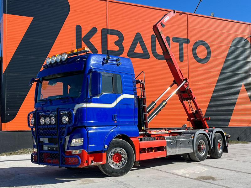 MAN TGX 26.480 6x2*4 JOAB L 20 ton / L=5200 mm / H=1570 mm - Koukkulava kuorma-auto: kuva MAN TGX 26.480 6x2*4 JOAB L 20 ton / L=5200 mm / H=1570 mm - Koukkulava kuorma-auto MAN TGX 26.480 6x2*4 JOAB L 20 ton / L=5200 mm / H=1570 mm - Koukkulava kuorma-auto: kuva MAN TGX 26.480 6x2*4 JOAB L 20 ton / L=5200 mm / H=1570 mm - Koukkulava kuorma-auto
