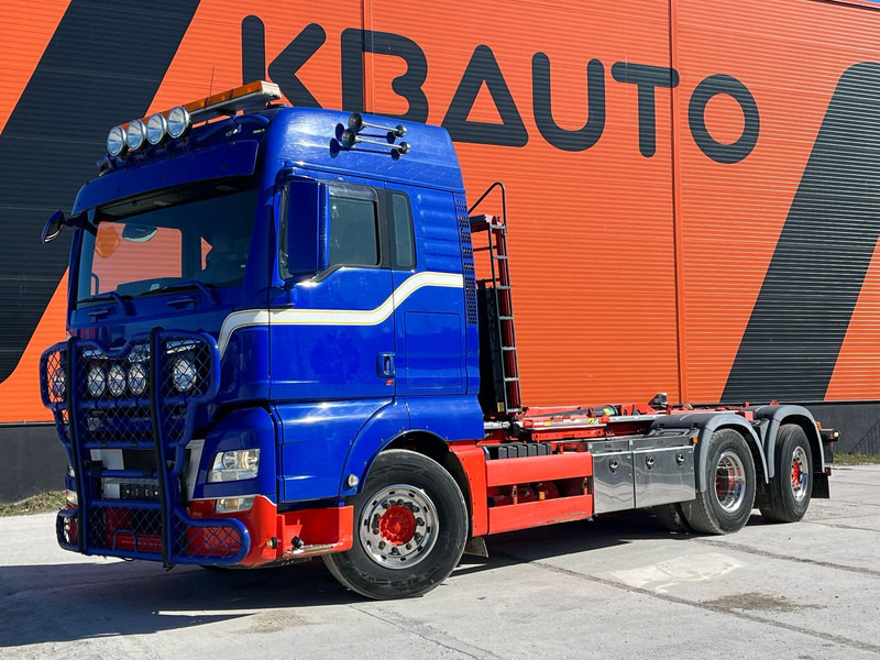 MAN TGX 26.480 6x2*4 JOAB L 20 ton / L=5200 mm / H=1570 mm - Koukkulava kuorma-auto: kuva MAN TGX 26.480 6x2*4 JOAB L 20 ton / L=5200 mm / H=1570 mm - Koukkulava kuorma-auto MAN TGX 26.480 6x2*4 JOAB L 20 ton / L=5200 mm / H=1570 mm - Koukkulava kuorma-auto: kuva MAN TGX 26.480 6x2*4 JOAB L 20 ton / L=5200 mm / H=1570 mm - Koukkulava kuorma-auto