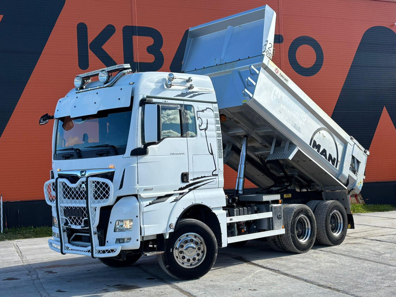 MAN TGX 26.640 6x4 FULL STEEL / INTARDER / BOX L=4667 mm - Kippiauto kuorma-auto: kuva MAN TGX 26.640 6x4 FULL STEEL / INTARDER / BOX L=4667 mm - Kippiauto kuorma-auto MAN TGX 26.640 6x4 FULL STEEL / INTARDER / BOX L=4667 mm - Kippiauto kuorma-auto: kuva MAN TGX 26.640 6x4 FULL STEEL / INTARDER / BOX L=4667 mm - Kippiauto kuorma-auto