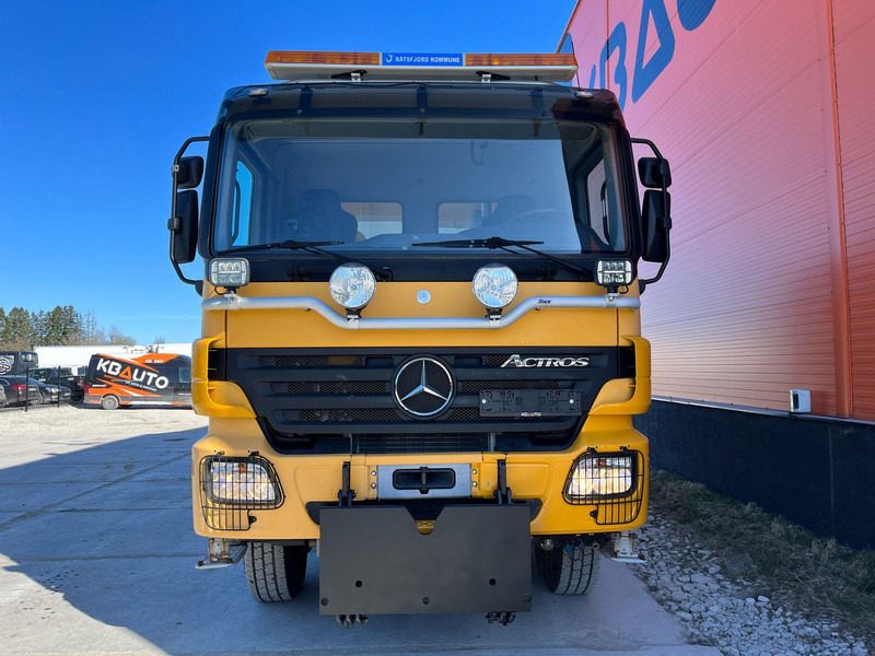 Mercedes-Benz Actros 1841 4x4 SNOW PLOW EQUIPMENT / UNDERBODY SCRAPER / BOX L=4495 mm - Kippiauto kuorma-auto: kuva Mercedes-Benz Actros 1841 4x4 SNOW PLOW EQUIPMENT / UNDERBODY SCRAPER / BOX L=4495 mm - Kippiauto kuorma-auto Mercedes-Benz Actros 1841 4x4 SNOW PLOW EQUIPMENT / UNDERBODY SCRAPER / BOX L=4495 mm - Kippiauto kuorma-auto: kuva Mercedes-Benz Actros 1841 4x4 SNOW PLOW EQUIPMENT / UNDERBODY SCRAPER / BOX L=4495 mm - Kippiauto kuorma-auto