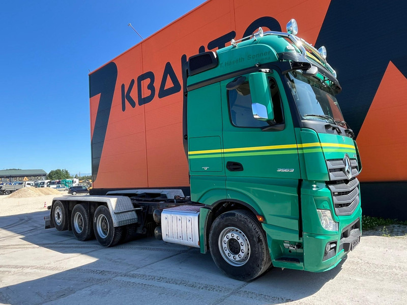 Mercedes-Benz Actros 3563 8x4*4 RETARDER / CHASSIS L=7358 mm - Kuorma-auto alusta: kuva Mercedes-Benz Actros 3563 8x4*4 RETARDER / CHASSIS L=7358 mm - Kuorma-auto alusta Mercedes-Benz Actros 3563 8x4*4 RETARDER / CHASSIS L=7358 mm - Kuorma-auto alusta: kuva Mercedes-Benz Actros 3563 8x4*4 RETARDER / CHASSIS L=7358 mm - Kuorma-auto alusta