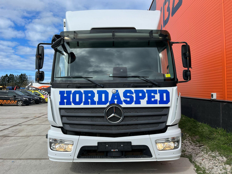 Mercedes-Benz Atego 1018 4x2 THERMOKING / BOX L=6477 mm - Refrigeraattori kuorma-auto: kuva Mercedes-Benz Atego 1018 4x2 THERMOKING / BOX L=6477 mm - Refrigeraattori kuorma-auto Mercedes-Benz Atego 1018 4x2 THERMOKING / BOX L=6477 mm - Refrigeraattori kuorma-auto: kuva Mercedes-Benz Atego 1018 4x2 THERMOKING / BOX L=6477 mm - Refrigeraattori kuorma-auto