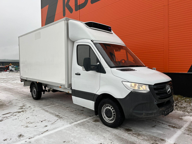 Mercedes-Benz Sprinter 317 CDI XARIOS 350 / BOX L=4200 mm - Kylmäauto: kuva Mercedes-Benz Sprinter 317 CDI XARIOS 350 / BOX L=4200 mm - Kylmäauto Mercedes-Benz Sprinter 317 CDI XARIOS 350 / BOX L=4200 mm - Kylmäauto: kuva Mercedes-Benz Sprinter 317 CDI XARIOS 350 / BOX L=4200 mm - Kylmäauto