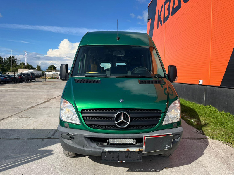 Mercedes-Benz Sprinter 4x2 19 +1 SEATS / AC - Minibussi, Pikkubussi: kuva Mercedes-Benz Sprinter 4x2 19 +1 SEATS / AC - Minibussi, Pikkubussi Mercedes-Benz Sprinter 4x2 19 +1 SEATS / AC - Minibussi, Pikkubussi: kuva Mercedes-Benz Sprinter 4x2 19 +1 SEATS / AC - Minibussi, Pikkubussi