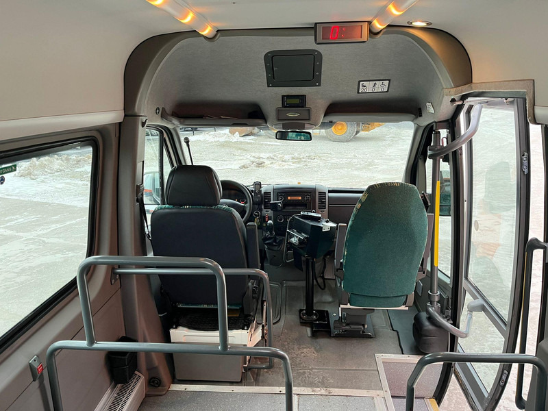 Leasing Mercedes-Benz Sprinter 515 CDI 20 + 1 SEATS / AC Mercedes-Benz Sprinter 515 CDI 20 + 1 SEATS / AC: kuva Leasing Mercedes-Benz Sprinter 515 CDI 20 + 1 SEATS / AC Mercedes-Benz Sprinter 515 CDI 20 + 1 SEATS / AC