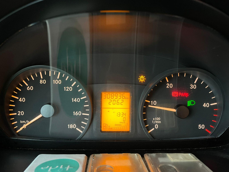 Leasing Mercedes-Benz Sprinter 515 CDI 20 + 1 SEATS / AC Mercedes-Benz Sprinter 515 CDI 20 + 1 SEATS / AC: kuva Leasing Mercedes-Benz Sprinter 515 CDI 20 + 1 SEATS / AC Mercedes-Benz Sprinter 515 CDI 20 + 1 SEATS / AC