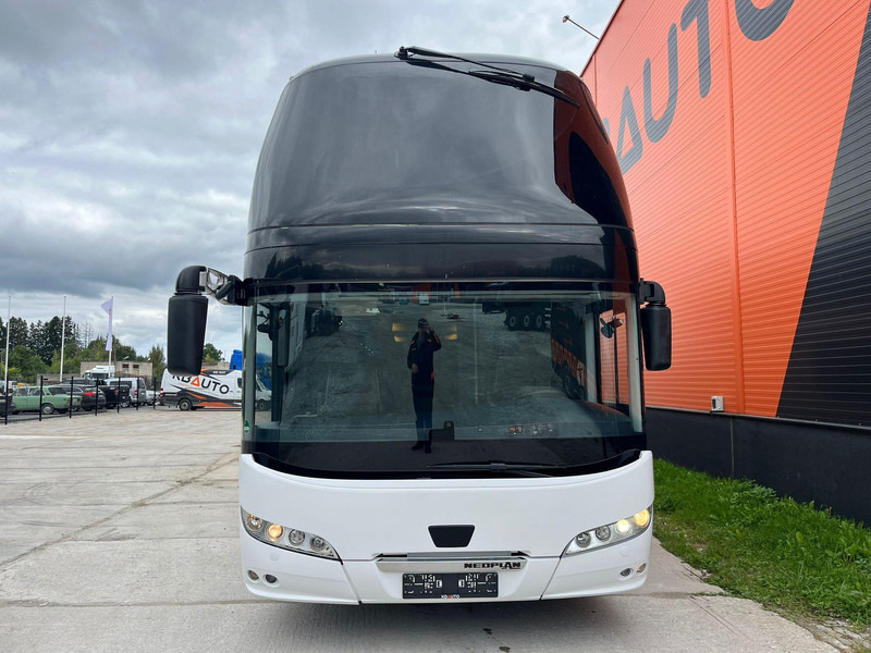 Neoplan SKYLINER L 6x2*4 77 SEATS / AC / AUXILIARY HEATING / WC - Kaksikerroksinen linja: kuva Neoplan SKYLINER L 6x2*4 77 SEATS / AC / AUXILIARY HEATING / WC - Kaksikerroksinen linja Neoplan SKYLINER L 6x2*4 77 SEATS / AC / AUXILIARY HEATING / WC - Kaksikerroksinen linja: kuva Neoplan SKYLINER L 6x2*4 77 SEATS / AC / AUXILIARY HEATING / WC - Kaksikerroksinen linja
