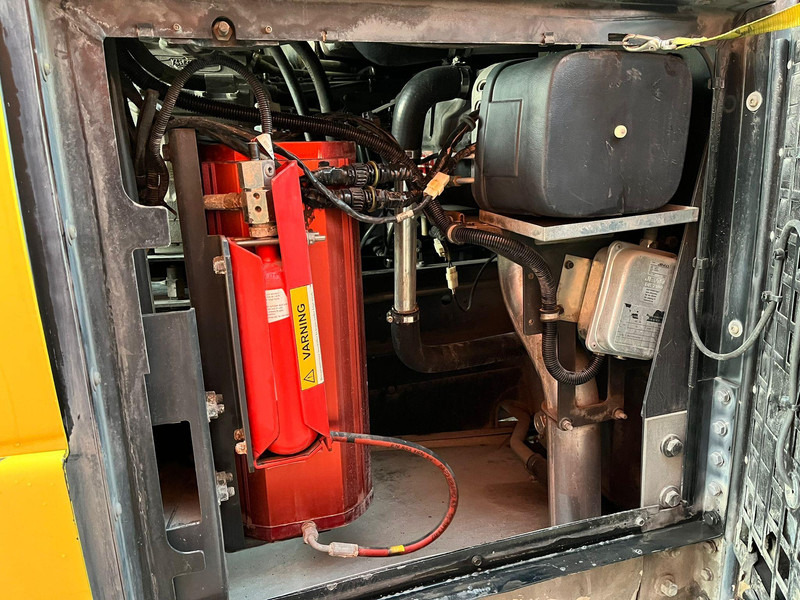 Linja-auto Scania CK 320 UB4x2 LB OmniLink II 2+2+1 DOORS / EURO EEV / 32 SEATS + 34 STANDING / AC / AUXILIARY HEATING / FOGMAKER / 20 units avail: kuva Linja-auto Scania CK 320 UB4x2 LB OmniLink II 2+2+1 DOORS / EURO EEV / 32 SEATS + 34 STANDING / AC / AUXILIARY HEATING / FOGMAKER / 20 units avail