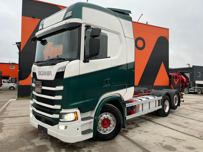 Scania S 540 6x2 RETARDER / CHASSIS L=5855 mm - Kuorma-auto alusta: kuva Scania S 540 6x2 RETARDER / CHASSIS L=5855 mm - Kuorma-auto alusta Scania S 540 6x2 RETARDER / CHASSIS L=5855 mm - Kuorma-auto alusta: kuva Scania S 540 6x2 RETARDER / CHASSIS L=5855 mm - Kuorma-auto alusta