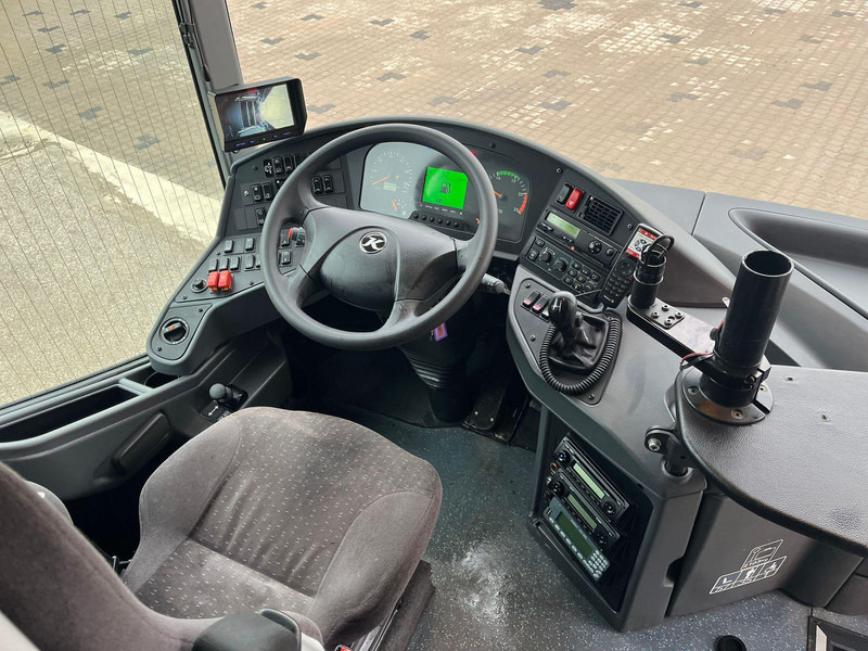 Esikaupunkien linja Setra S 417 UL 6x2*4 57 SEATS / AC / AUXILIARY HEATER / WHEELCHAIR LIFT: kuva Esikaupunkien linja Setra S 417 UL 6x2*4 57 SEATS / AC / AUXILIARY HEATER / WHEELCHAIR LIFT