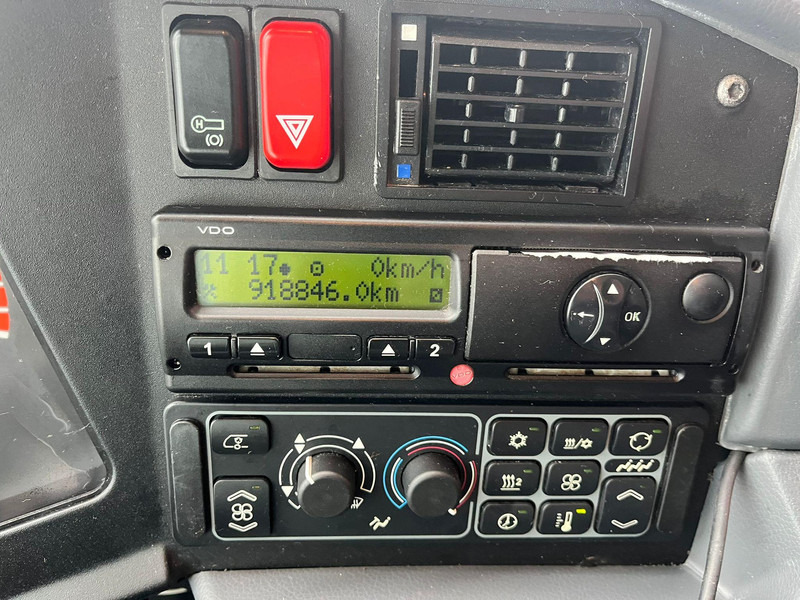 Esikaupunkien linja Setra S 417 UL 6x2*4 57 SEATS / AC / AUXILIARY HEATER / WHEELCHAIR LIFT: kuva Esikaupunkien linja Setra S 417 UL 6x2*4 57 SEATS / AC / AUXILIARY HEATER / WHEELCHAIR LIFT