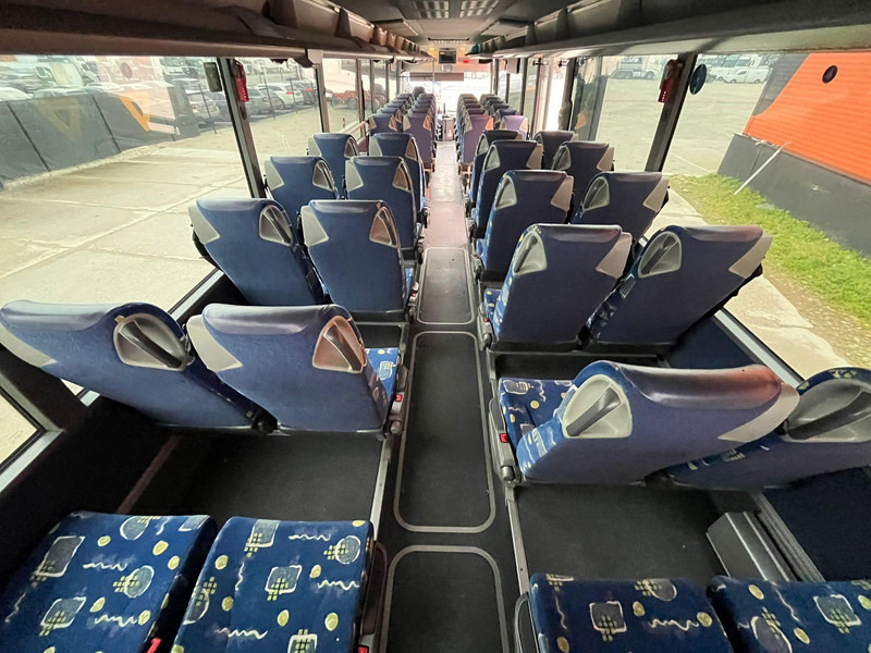 Esikaupunkien linja Setra S 417 UL 6x2*4 57 SEATS / AC / AUXILIARY HEATER / WHEELCHAIR LIFT: kuva Esikaupunkien linja Setra S 417 UL 6x2*4 57 SEATS / AC / AUXILIARY HEATER / WHEELCHAIR LIFT