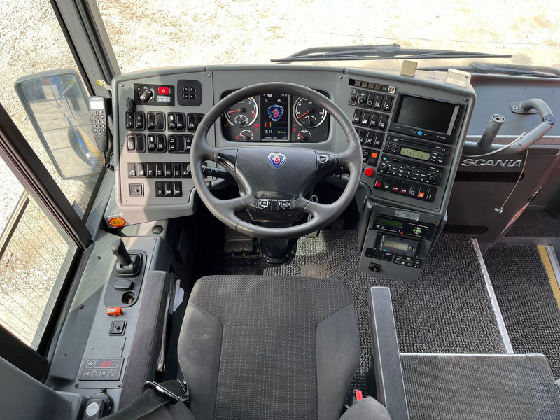 Interior photo 1: Turistibussi Van Hool Scania K 400 T 9 6x2*4 WC / AC / WEBASTO / FRIDGE / LUGGAGE BOX WITH LIFT / WHEELCHAIR LIFT