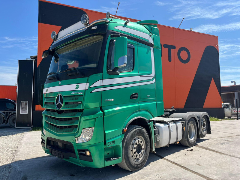 Mercedes-Benz Actros 2553 6x2 STREAMSPACE / RETARDER / PTO - Vetopöytäauto: kuva Mercedes-Benz Actros 2553 6x2 STREAMSPACE / RETARDER / PTO - Vetopöytäauto Mercedes-Benz Actros 2553 6x2 STREAMSPACE / RETARDER / PTO - Vetopöytäauto: kuva Mercedes-Benz Actros 2553 6x2 STREAMSPACE / RETARDER / PTO - Vetopöytäauto