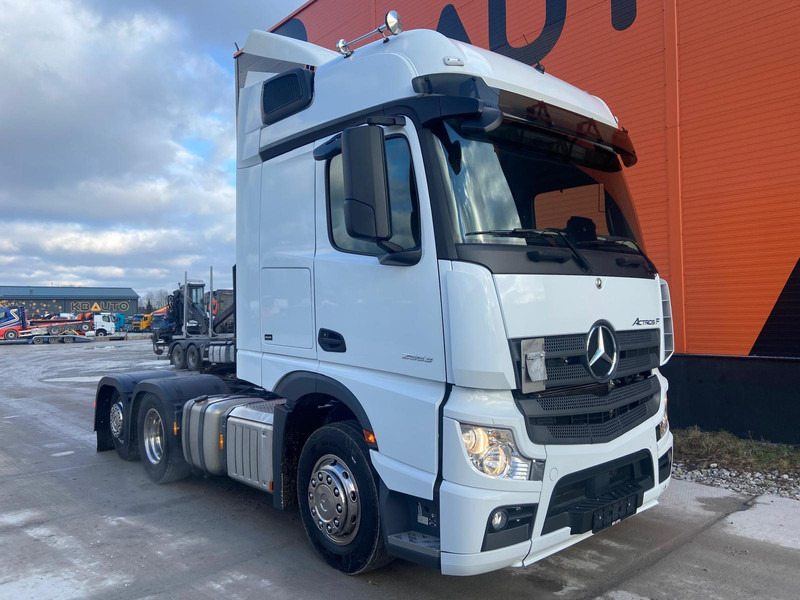 Mercedes-Benz Actros F 2553 6x2 BIG SPACE - Vetopöytäauto: kuva Mercedes-Benz Actros F 2553 6x2 BIG SPACE - Vetopöytäauto Mercedes-Benz Actros F 2553 6x2 BIG SPACE - Vetopöytäauto: kuva Mercedes-Benz Actros F 2553 6x2 BIG SPACE - Vetopöytäauto