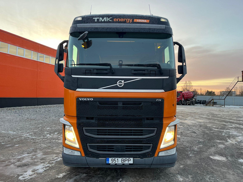 Volvo FH 460 6x2 HYDRAULICS - Vetopöytäauto: kuva Volvo FH 460 6x2 HYDRAULICS - Vetopöytäauto Volvo FH 460 6x2 HYDRAULICS - Vetopöytäauto: kuva Volvo FH 460 6x2 HYDRAULICS - Vetopöytäauto