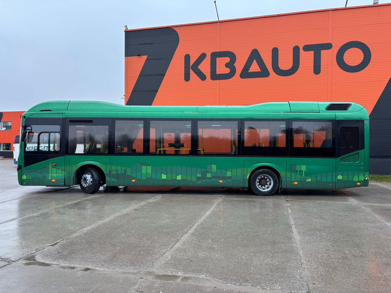 Volvo B5LH 7900 HYBRID 4x2 HYBRID / AC / AUXILIARY HEATING / WHEELCHAIR RAMP - Linja-auto: kuva Volvo B5LH 7900 HYBRID 4x2 HYBRID / AC / AUXILIARY HEATING / WHEELCHAIR RAMP - Linja-auto Volvo B5LH 7900 HYBRID 4x2 HYBRID / AC / AUXILIARY HEATING / WHEELCHAIR RAMP - Linja-auto: kuva Volvo B5LH 7900 HYBRID 4x2 HYBRID / AC / AUXILIARY HEATING / WHEELCHAIR RAMP - Linja-auto