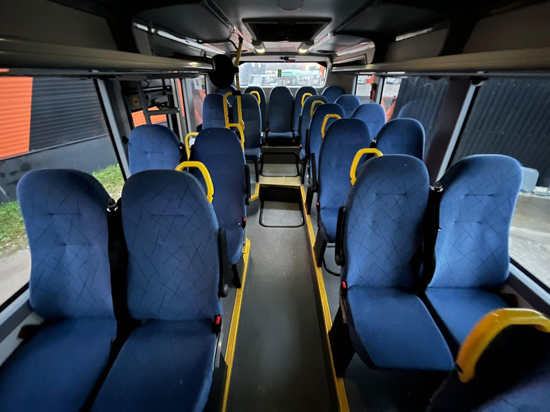 Linja-auto Volvo B8RLE 8900 6x2 AC / AUXILIARY HEATER / WHEELCHAIR RAMP: kuva Linja-auto Volvo B8RLE 8900 6x2 AC / AUXILIARY HEATER / WHEELCHAIR RAMP