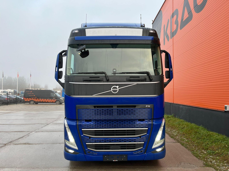 Volvo FH 500 8x4*4 CHASSIS L=9398mm - Kuorma-auto alusta: kuva Volvo FH 500 8x4*4 CHASSIS L=9398mm - Kuorma-auto alusta Volvo FH 500 8x4*4 CHASSIS L=9398mm - Kuorma-auto alusta: kuva Volvo FH 500 8x4*4 CHASSIS L=9398mm - Kuorma-auto alusta