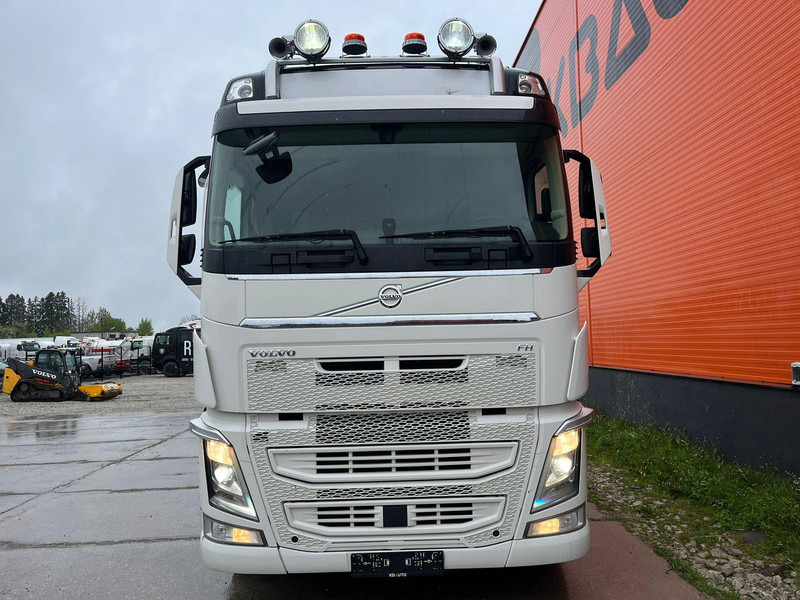 Volvo FH 540 6x4 HIAB 21 ton / L=5600 mm / RETARDER / TANDEM AXLE LIFT - Koukkulava kuorma-auto: kuva Volvo FH 540 6x4 HIAB 21 ton / L=5600 mm / RETARDER / TANDEM AXLE LIFT - Koukkulava kuorma-auto Volvo FH 540 6x4 HIAB 21 ton / L=5600 mm / RETARDER / TANDEM AXLE LIFT - Koukkulava kuorma-auto: kuva Volvo FH 540 6x4 HIAB 21 ton / L=5600 mm / RETARDER / TANDEM AXLE LIFT - Koukkulava kuorma-auto