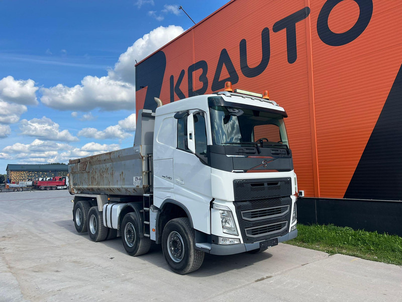 Volvo FH 540 8x4 RETARDER / TANDEM AXLE LIFT / BOX L=5501 mm - Kippiauto kuorma-auto: kuva Volvo FH 540 8x4 RETARDER / TANDEM AXLE LIFT / BOX L=5501 mm - Kippiauto kuorma-auto Volvo FH 540 8x4 RETARDER / TANDEM AXLE LIFT / BOX L=5501 mm - Kippiauto kuorma-auto: kuva Volvo FH 540 8x4 RETARDER / TANDEM AXLE LIFT / BOX L=5501 mm - Kippiauto kuorma-auto