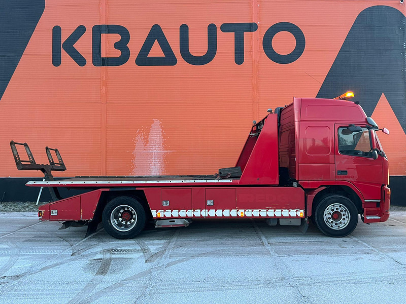 Volvo FM 300 4x2 PLATFORM L=5321 mm - Hinausauto: kuva Volvo FM 300 4x2 PLATFORM L=5321 mm - Hinausauto Volvo FM 300 4x2 PLATFORM L=5321 mm - Hinausauto: kuva Volvo FM 300 4x2 PLATFORM L=5321 mm - Hinausauto
