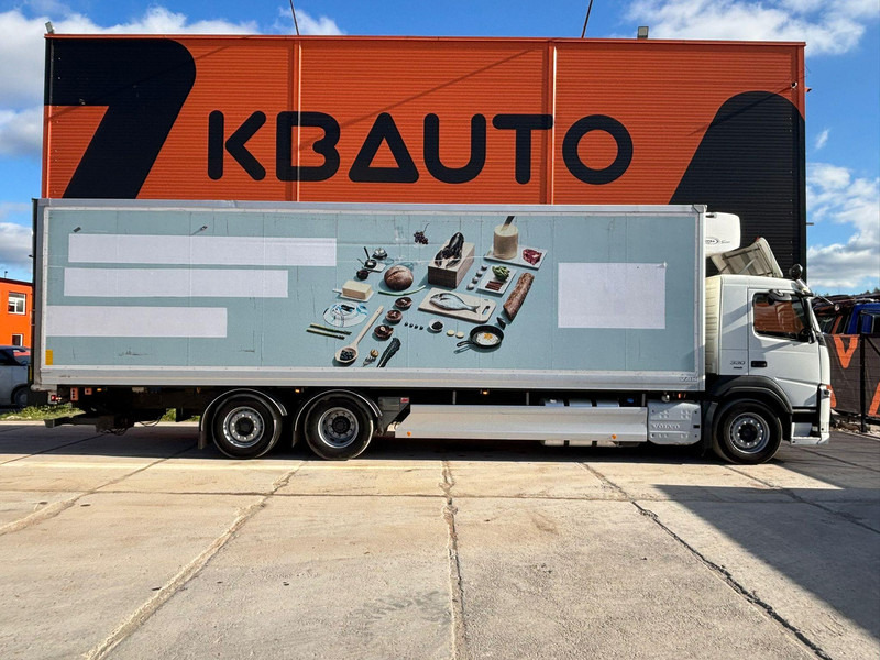 Volvo FM 330 6x2*4 Carrier Supra 1250 Mt / BOX L=9663 mm - Refrigeraattori kuorma-auto: kuva Volvo FM 330 6x2*4 Carrier Supra 1250 Mt / BOX L=9663 mm - Refrigeraattori kuorma-auto Volvo FM 330 6x2*4 Carrier Supra 1250 Mt / BOX L=9663 mm - Refrigeraattori kuorma-auto: kuva Volvo FM 330 6x2*4 Carrier Supra 1250 Mt / BOX L=9663 mm - Refrigeraattori kuorma-auto