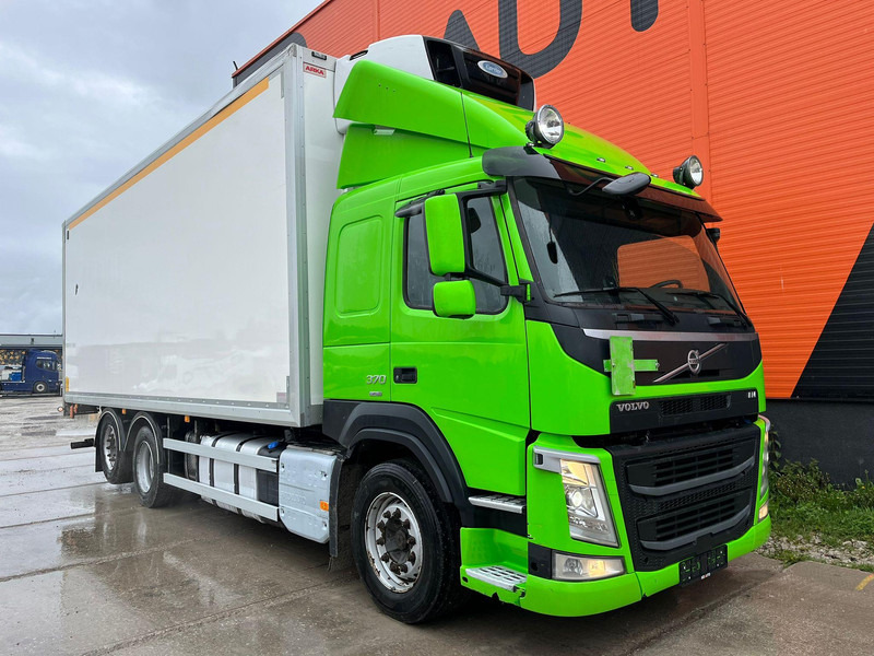 Volvo FM 370 6x2*4 SUPRA 850 / BOX L=7430 mm - Refrigeraattori kuorma-auto: kuva Volvo FM 370 6x2*4 SUPRA 850 / BOX L=7430 mm - Refrigeraattori kuorma-auto Volvo FM 370 6x2*4 SUPRA 850 / BOX L=7430 mm - Refrigeraattori kuorma-auto: kuva Volvo FM 370 6x2*4 SUPRA 850 / BOX L=7430 mm - Refrigeraattori kuorma-auto