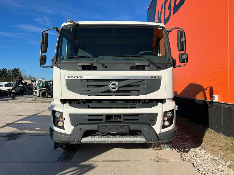 Volvo FMX 420 6x6 FOR SALE AS CHASSIS / ONLY 18269 km ! / MANUAL / FULL STEEL / DRUM BRAKES / BIG AXLES - Kuorma-auto alusta: kuva Volvo FMX 420 6x6 FOR SALE AS CHASSIS / ONLY 18269 km ! / MANUAL / FULL STEEL / DRUM BRAKES / BIG AXLES - Kuorma-auto alusta Volvo FMX 420 6x6 FOR SALE AS CHASSIS / ONLY 18269 km ! / MANUAL / FULL STEEL / DRUM BRAKES / BIG AXLES - Kuorma-auto alusta: kuva Volvo FMX 420 6x6 FOR SALE AS CHASSIS / ONLY 18269 km ! / MANUAL / FULL STEEL / DRUM BRAKES / BIG AXLES - Kuorma-auto alusta