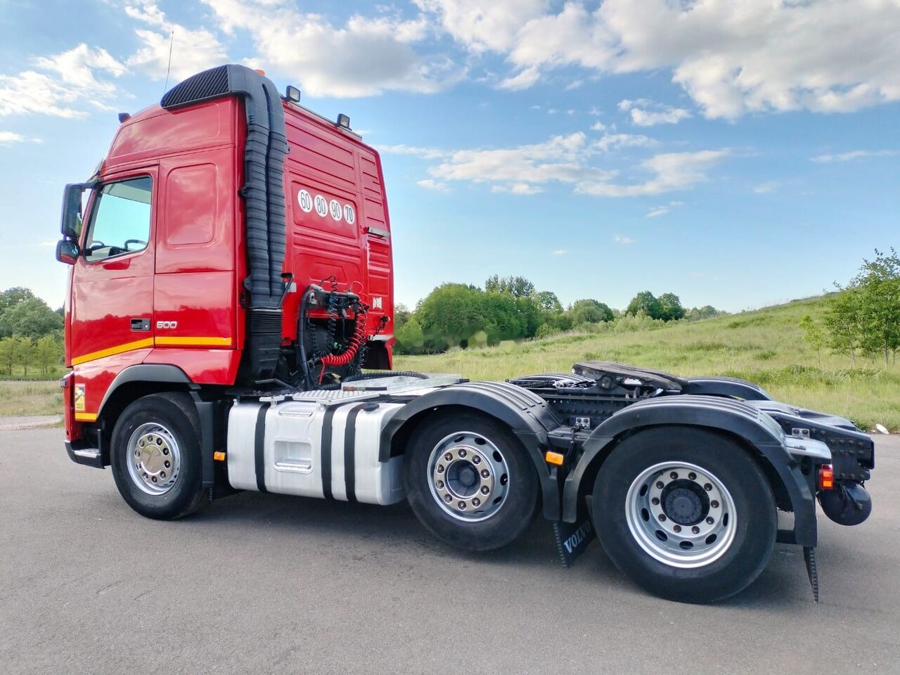 Volvo FH13 500 - Vetopöytäauto: kuva Volvo FH13 500 - Vetopöytäauto Volvo FH13 500 - Vetopöytäauto: kuva Volvo FH13 500 - Vetopöytäauto
