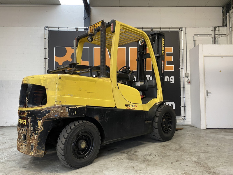 Hyster H5.5FT - Kaasutrukki: kuva Hyster H5.5FT - Kaasutrukki Hyster H5.5FT - Kaasutrukki: kuva Hyster H5.5FT - Kaasutrukki