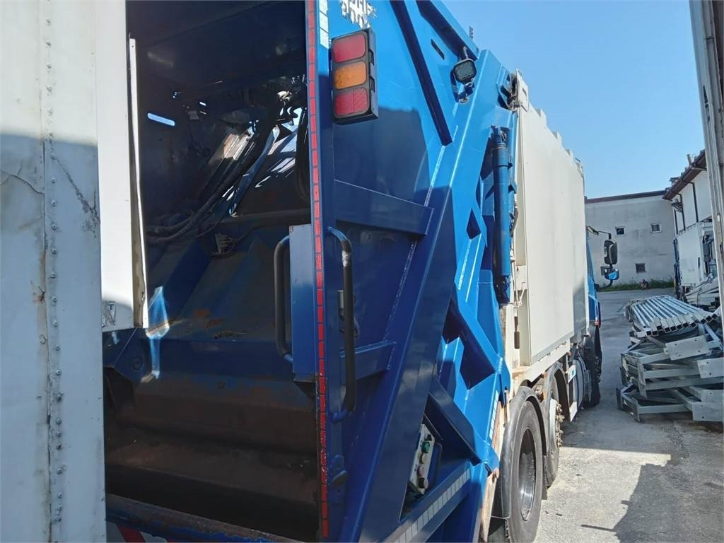 DAF Superstructure garbage truck MOL VDK PUSHER 20m3 - Roska-auto: kuva DAF Superstructure garbage truck MOL VDK PUSHER 20m3 - Roska-auto DAF Superstructure garbage truck MOL VDK PUSHER 20m3 - Roska-auto: kuva DAF Superstructure garbage truck MOL VDK PUSHER 20m3 - Roska-auto