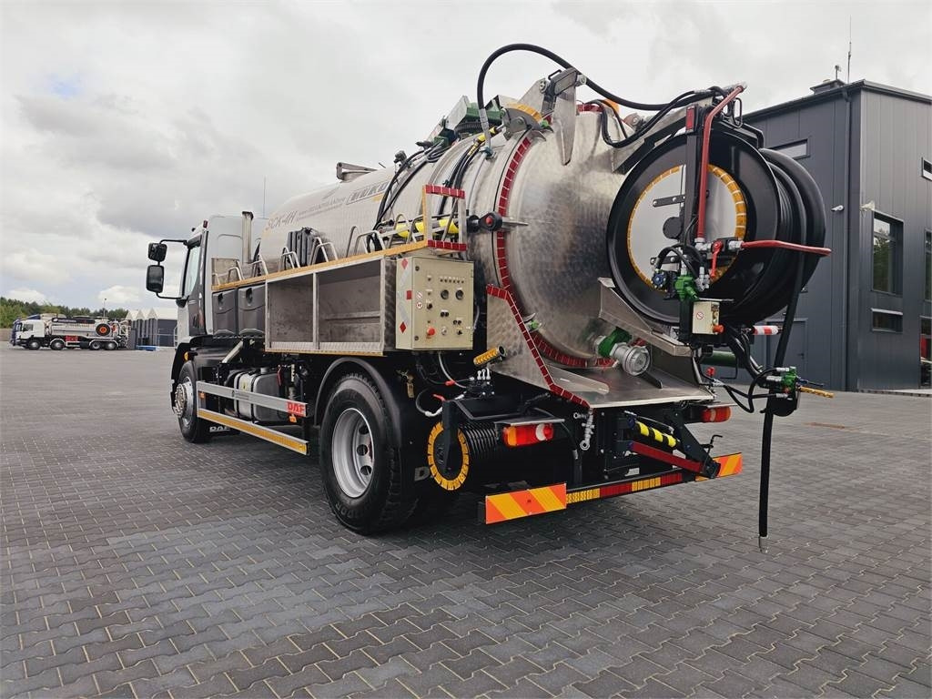 DAF WUKO SCK-4HW for collecting waste liquid separator - Puhtaanpitoauto: kuva DAF WUKO SCK-4HW for collecting waste liquid separator - Puhtaanpitoauto DAF WUKO SCK-4HW for collecting waste liquid separator - Puhtaanpitoauto: kuva DAF WUKO SCK-4HW for collecting waste liquid separator - Puhtaanpitoauto