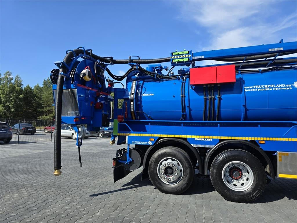 Puhtaanpitoauto Iveco WUKO MULLER KOMBI FOR CHANNEL CLEANING: kuva Puhtaanpitoauto Iveco WUKO MULLER KOMBI FOR CHANNEL CLEANING Puhtaanpitoauto Iveco WUKO MULLER KOMBI FOR CHANNEL CLEANING: kuva Puhtaanpitoauto Iveco WUKO MULLER KOMBI FOR CHANNEL CLEANING