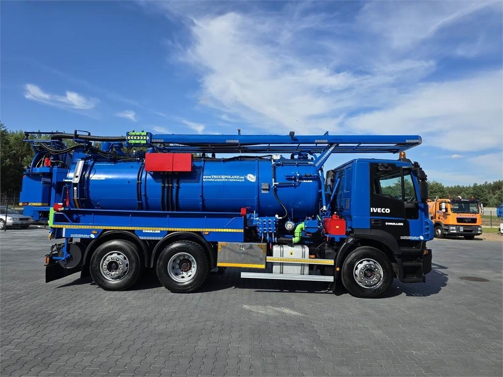 Puhtaanpitoauto Iveco WUKO MULLER KOMBI FOR CHANNEL CLEANING: kuva Puhtaanpitoauto Iveco WUKO MULLER KOMBI FOR CHANNEL CLEANING Puhtaanpitoauto Iveco WUKO MULLER KOMBI FOR CHANNEL CLEANING: kuva Puhtaanpitoauto Iveco WUKO MULLER KOMBI FOR CHANNEL CLEANING