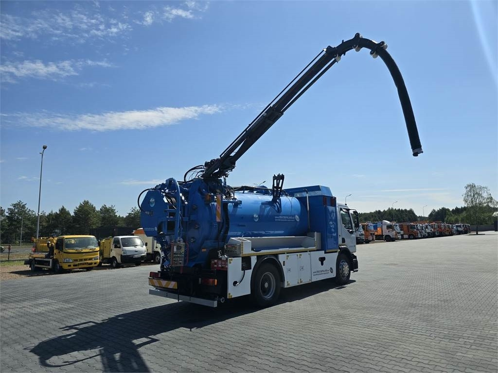 Renault 4x2 WUKO RIVARD for collecting liquid waste - Kunnallis-/ Erikoisajoneuvot: kuva Renault 4x2 WUKO RIVARD for collecting liquid waste - Kunnallis-/ Erikoisajoneuvot Renault 4x2 WUKO RIVARD for collecting liquid waste - Kunnallis-/ Erikoisajoneuvot: kuva Renault 4x2 WUKO RIVARD for collecting liquid waste - Kunnallis-/ Erikoisajoneuvot