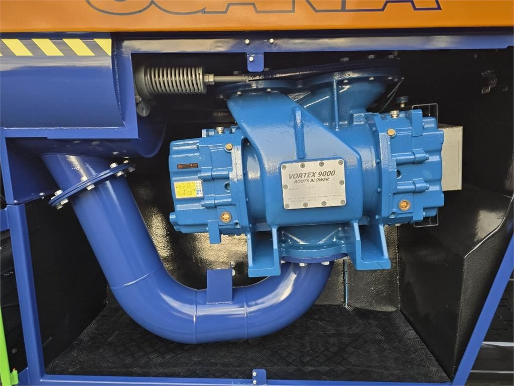 Scania Amphitec VORTEX G2 ATEX suction and blowing vacuum - Kunnallis-/ Erikoisajoneuvot: kuva Scania Amphitec VORTEX G2 ATEX suction and blowing vacuum - Kunnallis-/ Erikoisajoneuvot Scania Amphitec VORTEX G2 ATEX suction and blowing vacuum - Kunnallis-/ Erikoisajoneuvot: kuva Scania Amphitec VORTEX G2 ATEX suction and blowing vacuum - Kunnallis-/ Erikoisajoneuvot
