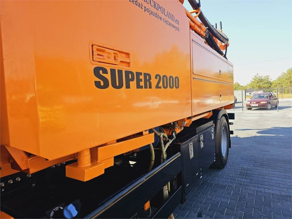 MAN SUPER 2000 4x2 WUKO RECYKLING for collecting liqui - Puhtaanpitoauto: kuva MAN SUPER 2000 4x2 WUKO RECYKLING for collecting liqui - Puhtaanpitoauto MAN SUPER 2000 4x2 WUKO RECYKLING for collecting liqui - Puhtaanpitoauto: kuva MAN SUPER 2000 4x2 WUKO RECYKLING for collecting liqui - Puhtaanpitoauto