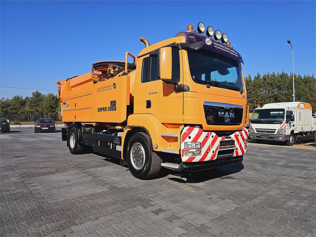 MAN Wiedemann SUPER 2000 4x2 WUKO RECYKLING for collec - Puhtaanpitoauto: kuva MAN Wiedemann SUPER 2000 4x2 WUKO RECYKLING for collec - Puhtaanpitoauto MAN Wiedemann SUPER 2000 4x2 WUKO RECYKLING for collec - Puhtaanpitoauto: kuva MAN Wiedemann SUPER 2000 4x2 WUKO RECYKLING for collec - Puhtaanpitoauto