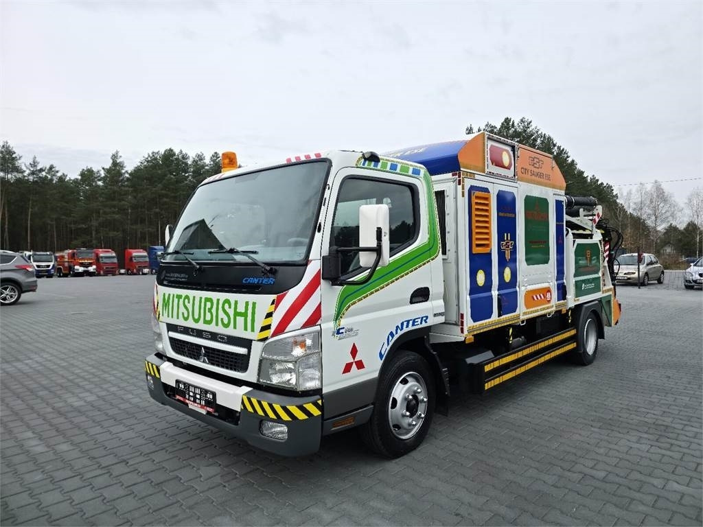 Mitsubishi CANTER odkurzacz koparka ssąca Saugbagger CITY SAU - Puhtaanpitoauto: kuva Mitsubishi CANTER odkurzacz koparka ssąca Saugbagger CITY SAU - Puhtaanpitoauto Mitsubishi CANTER odkurzacz koparka ssąca Saugbagger CITY SAU - Puhtaanpitoauto: kuva Mitsubishi CANTER odkurzacz koparka ssąca Saugbagger CITY SAU - Puhtaanpitoauto