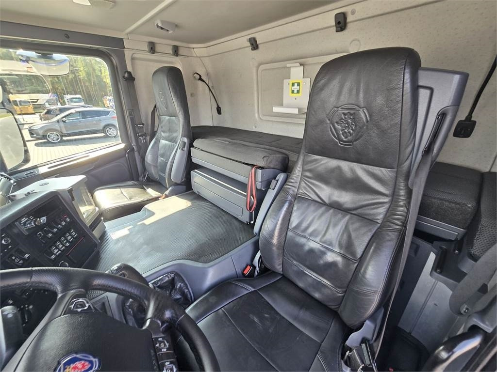Scania KAISER EUR-MARK PL 8 Vacuum suction-blowing loader - Puhtaanpitoauto: kuva Scania KAISER EUR-MARK PL 8 Vacuum suction-blowing loader - Puhtaanpitoauto Scania KAISER EUR-MARK PL 8 Vacuum suction-blowing loader - Puhtaanpitoauto: kuva Scania KAISER EUR-MARK PL 8 Vacuum suction-blowing loader - Puhtaanpitoauto