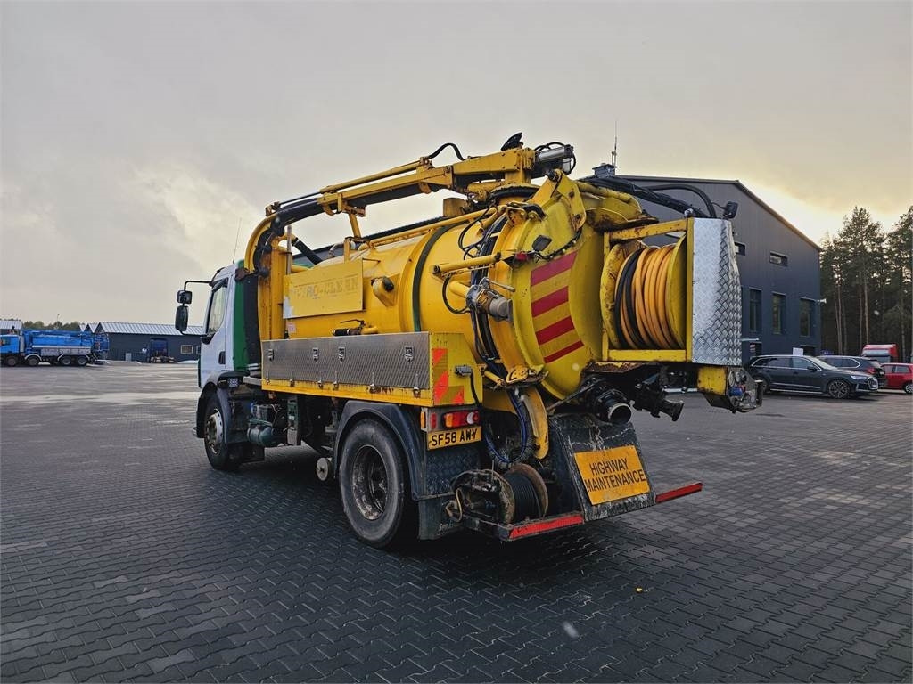 Volvo FULLER TANKERS 2008 WUKO for collecting liquid was - Puhtaanpitoauto: kuva Volvo FULLER TANKERS 2008 WUKO for collecting liquid was - Puhtaanpitoauto Volvo FULLER TANKERS 2008 WUKO for collecting liquid was - Puhtaanpitoauto: kuva Volvo FULLER TANKERS 2008 WUKO for collecting liquid was - Puhtaanpitoauto