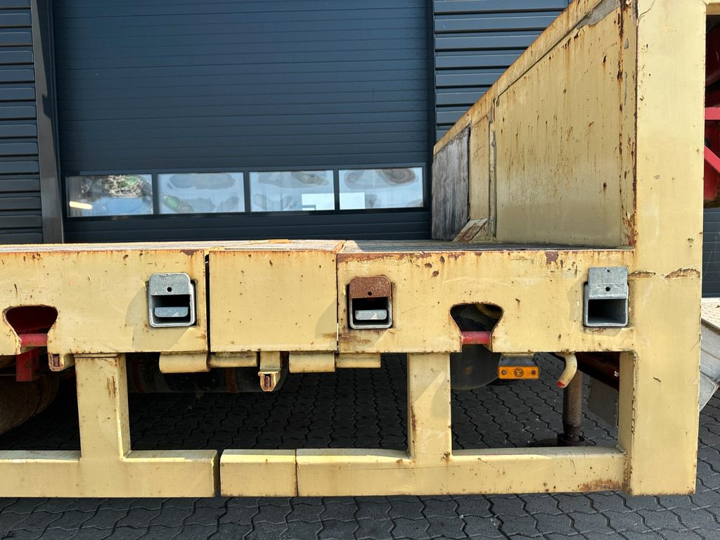 ES-GE 7 Achser / teleskob bis 24.050 mm - Apuvaunu puoliperävaunu: kuva ES-GE 7 Achser / teleskob bis 24.050 mm - Apuvaunu puoliperävaunu ES-GE 7 Achser / teleskob bis 24.050 mm - Apuvaunu puoliperävaunu: kuva ES-GE 7 Achser / teleskob bis 24.050 mm - Apuvaunu puoliperävaunu