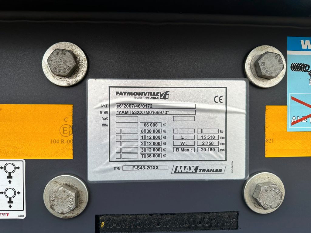 Faymonville Maxtrailer 3 achs. tiefbett / Pendelachsen - Apuvaunu puoliperävaunu: kuva Faymonville Maxtrailer 3 achs. tiefbett / Pendelachsen - Apuvaunu puoliperävaunu Faymonville Maxtrailer 3 achs. tiefbett / Pendelachsen - Apuvaunu puoliperävaunu: kuva Faymonville Maxtrailer 3 achs. tiefbett / Pendelachsen - Apuvaunu puoliperävaunu