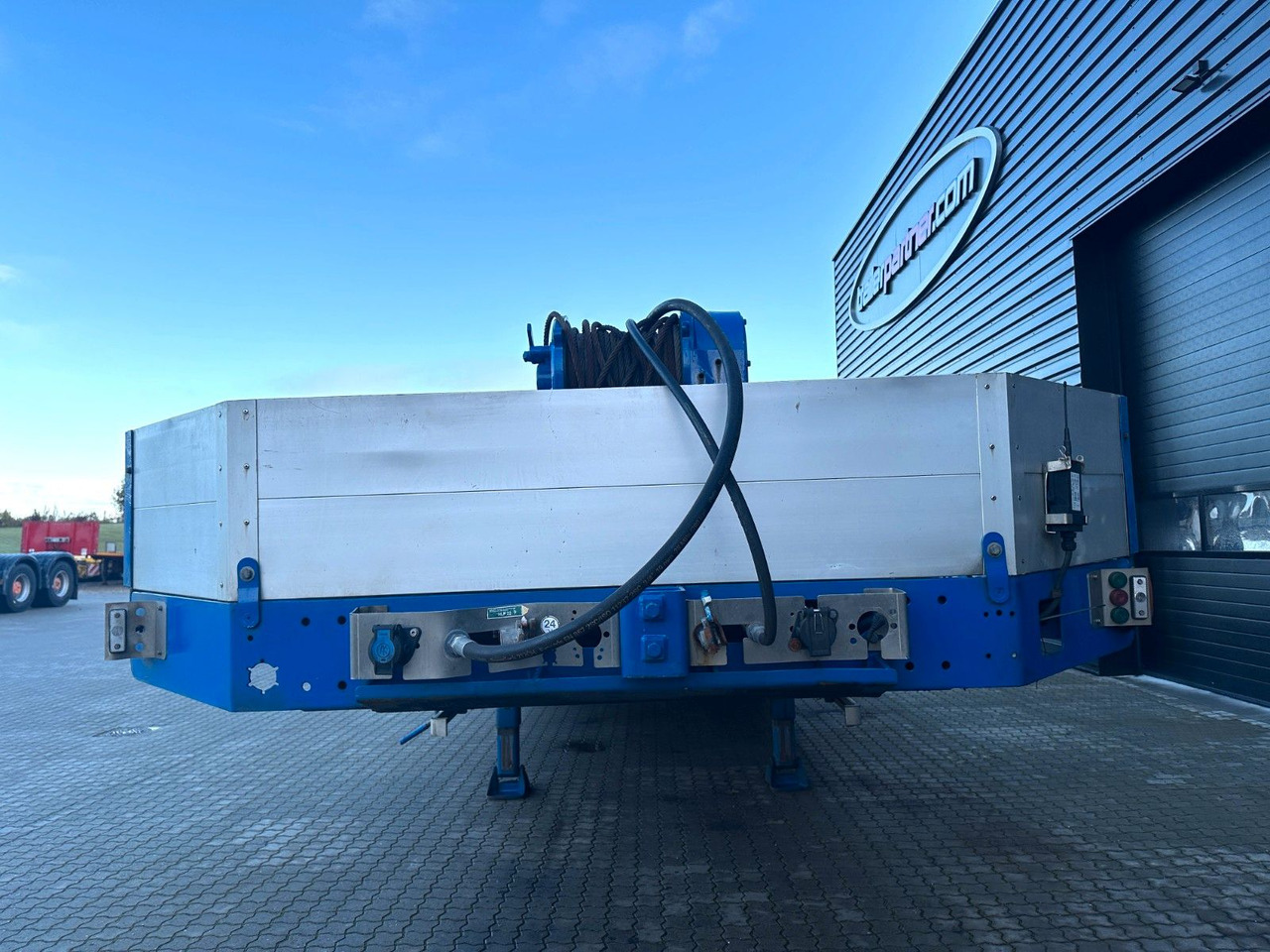 Goldhofer 4 achs tieflader / rampen / 4 x zwangsgelenkt - Apuvaunu puoliperävaunu: kuva Goldhofer 4 achs tieflader / rampen / 4 x zwangsgelenkt - Apuvaunu puoliperävaunu Goldhofer 4 achs tieflader / rampen / 4 x zwangsgelenkt - Apuvaunu puoliperävaunu: kuva Goldhofer 4 achs tieflader / rampen / 4 x zwangsgelenkt - Apuvaunu puoliperävaunu