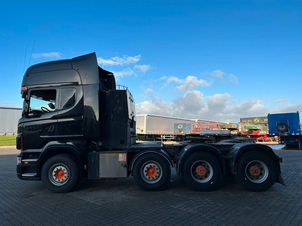 Vetopöytäauto Scania R620 8x4: kuva Vetopöytäauto Scania R620 8x4 Vetopöytäauto Scania R620 8x4: kuva Vetopöytäauto Scania R620 8x4