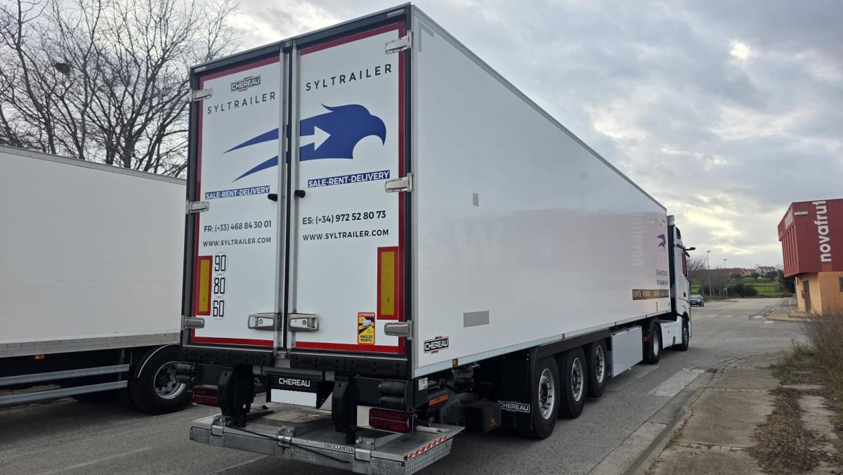 Chereau CSD3 NEUF ( LOCATION / RENT ) - Refrigeraattori puoliperävaunu: kuva Chereau CSD3 NEUF ( LOCATION / RENT ) - Refrigeraattori puoliperävaunu Chereau CSD3 NEUF ( LOCATION / RENT ) - Refrigeraattori puoliperävaunu: kuva Chereau CSD3 NEUF ( LOCATION / RENT ) - Refrigeraattori puoliperävaunu