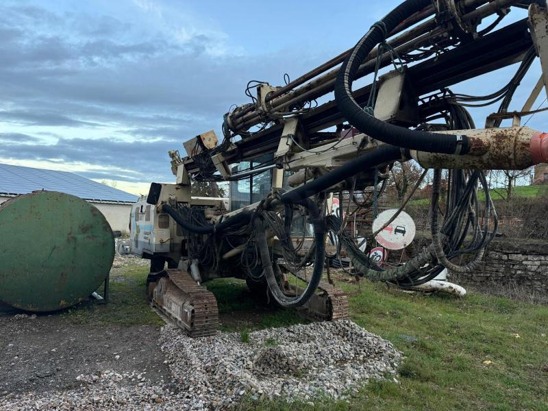 Furukawa HCR900 ED - Porakone: kuva Furukawa HCR900 ED - Porakone Furukawa HCR900 ED - Porakone: kuva Furukawa HCR900 ED - Porakone