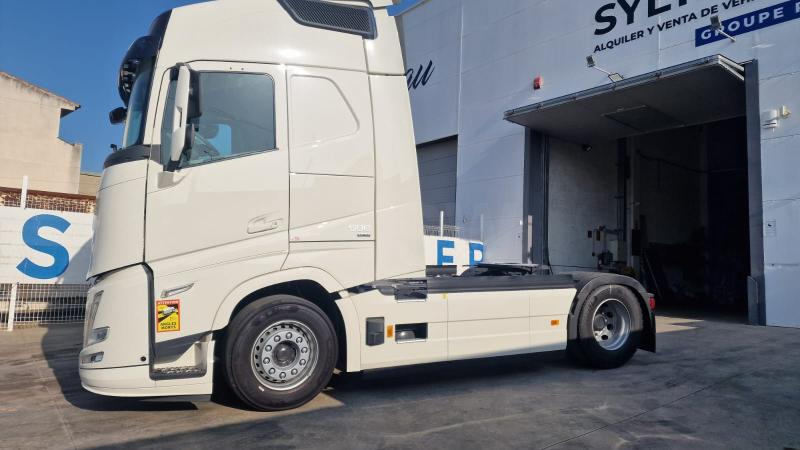 Volvo FH 500 Globetrotter I-save - Vetopöytäauto: kuva Volvo FH 500 Globetrotter I-save - Vetopöytäauto Volvo FH 500 Globetrotter I-save - Vetopöytäauto: kuva Volvo FH 500 Globetrotter I-save - Vetopöytäauto